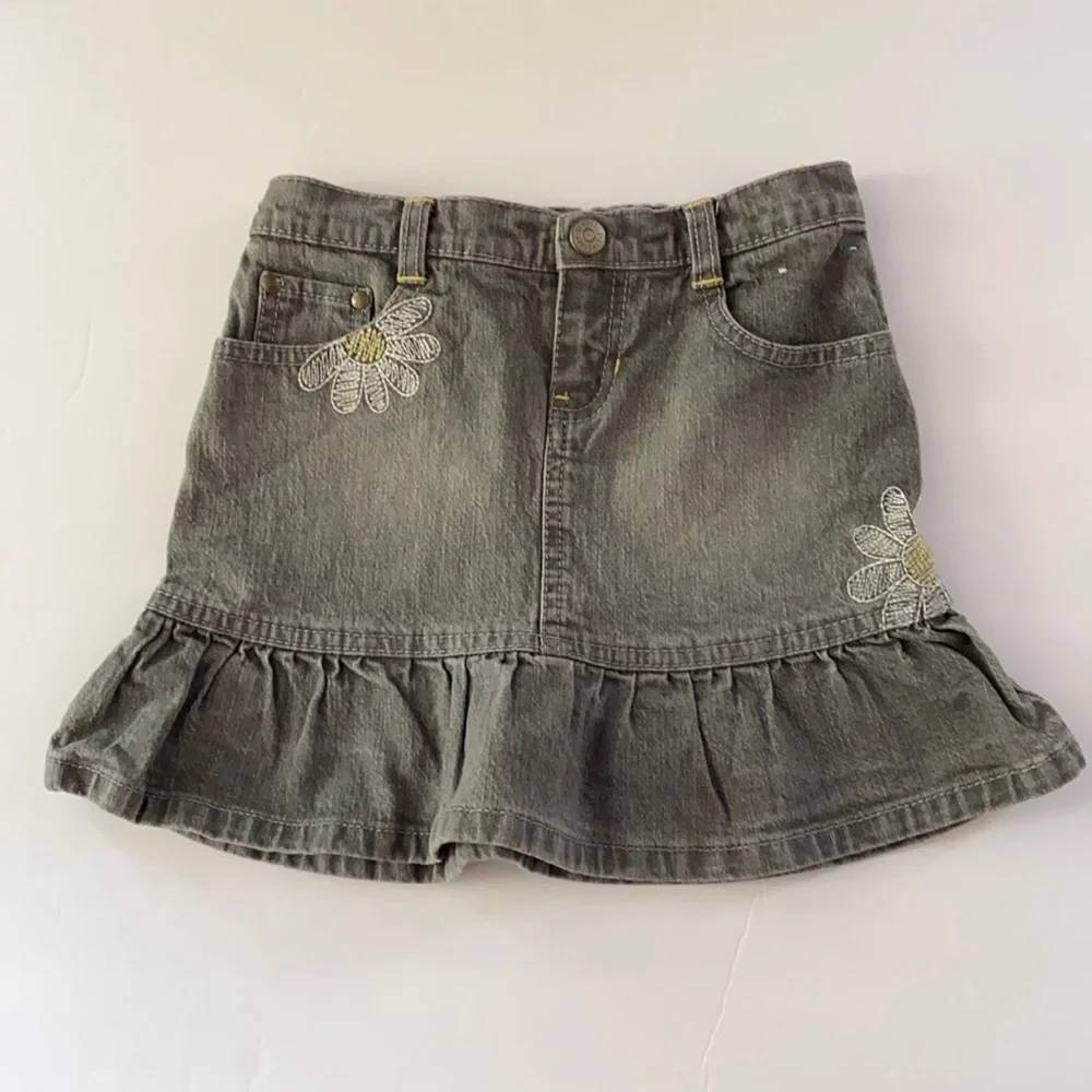 GYMBOREE | Daisy Embroidered Jean Skirt Flounce hem